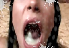 Mamma mostrando via grande tette e dare gola pompini filme porno con done mature