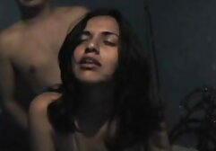 Mulattoes piace masturbarsi con video di donne mature gratis dildo e macchina del sesso.